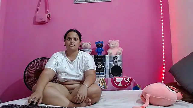 Chat +18 de brunnette_hot ao vivo