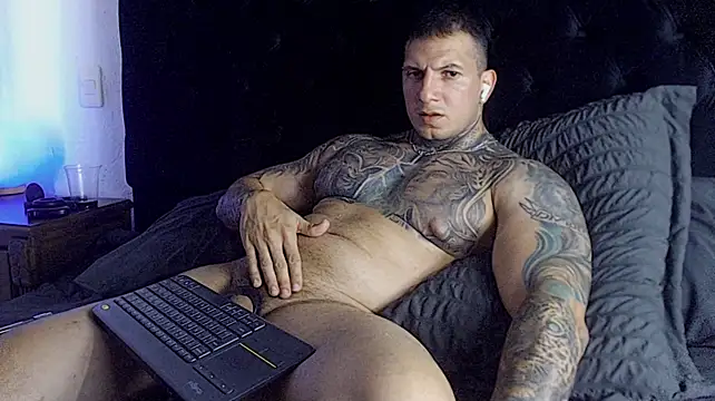 Shane_Clay – Naživo XXX chat
