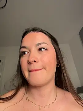 Lilou- - 🌸 Glisse des DOIGTS dans ma douce CHATTE