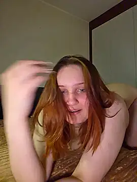 Kiki_Tiki élő XXX-chatje