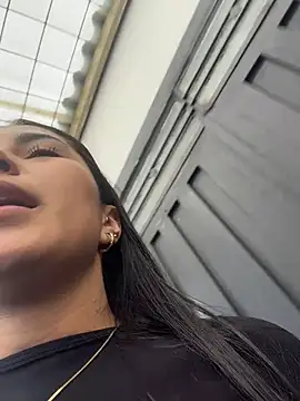 Mavi_pink's Live XXX Chat
