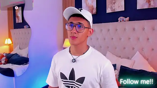 SalvadorFit 라이브 XXX 채팅