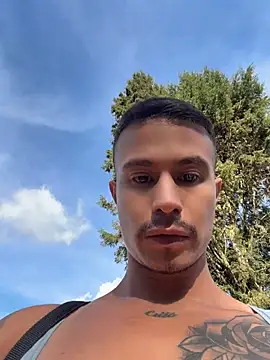 Chat XXX Live DOMINICKVEGAS77