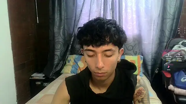 Chatroom XXX en direct de Mr__Aaronn