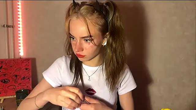 LydaDrozdenko's Webcam Show