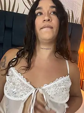Sweet_vicky_hot XXX чат на живо