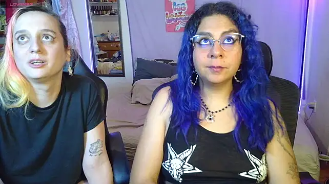 Chatroom XXX en direct de Evelan420