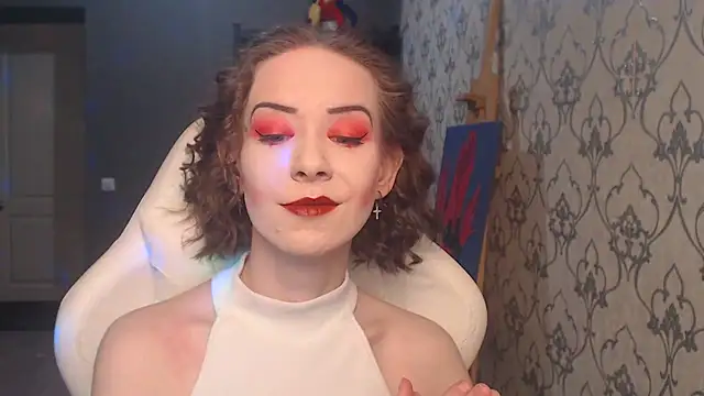 FascinatingEyess Adlı Modelin Canlı XXX Sohbeti