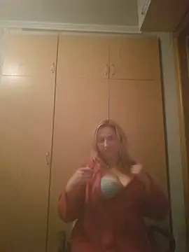 ChristinaYork Adlı Modelin Canlı XXX Sohbeti