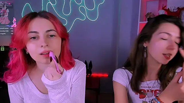 Kitniss_dreamy - doggy in thong