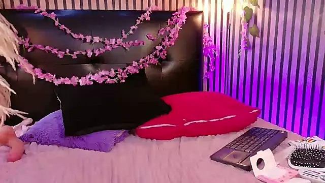 Hiddenhotcake Adlı Modelin Canlı XXX Sohbeti
