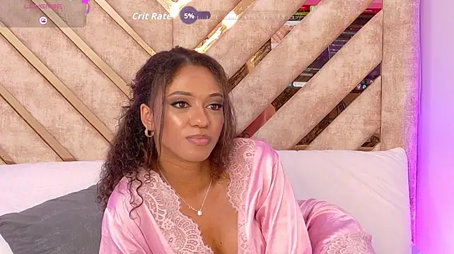 Nahomi_King Chat XXX in diretta