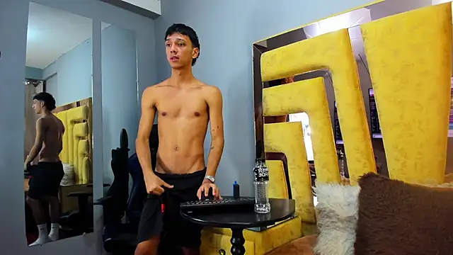 Živý XXX chat EstebanValdezs