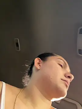 XXX chat uživo modela Eva_stark10