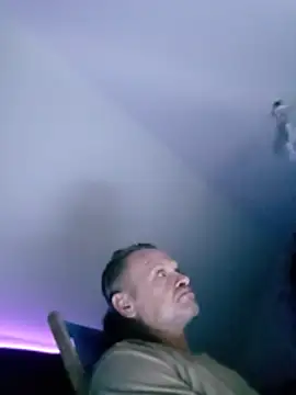 Pokazy przed kamerką – INVISIBLEKUBA