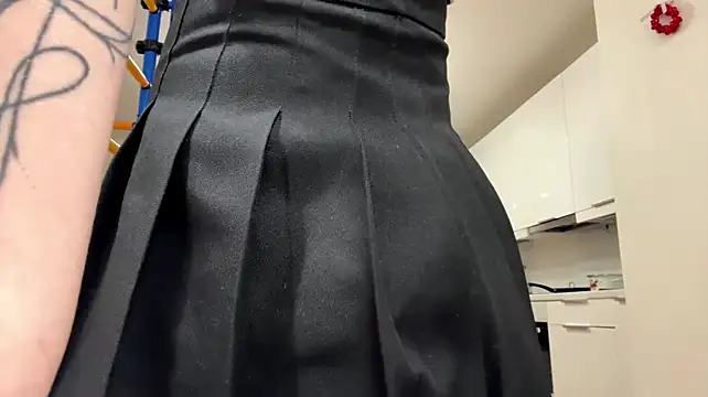 MarylandMendrin - Tease my yummy titts