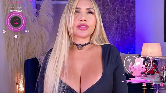 Celestemilan - Flash boobs 🍒