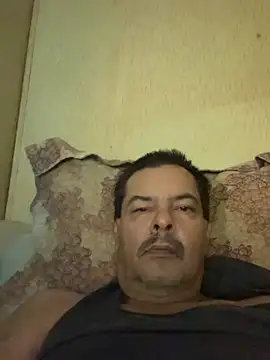 justN69 élő XXX-chatje