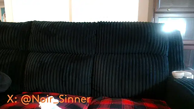 sinnernoir's Live XXX Chat