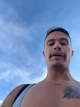 Chat XXX en directo de DOMINICKVEGAS77