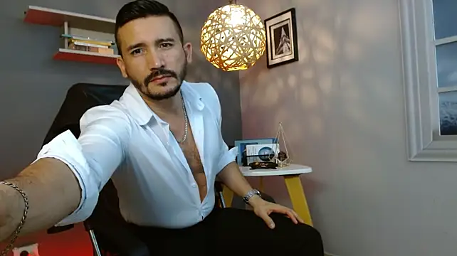 Reiko_85_ Chat XXX in diretta