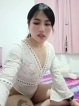 XXX chat uživo modela _Luna_Blooms