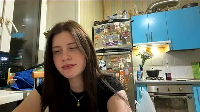 Mellamixsic Chat XXX in diretta