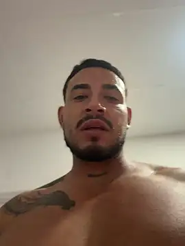 Chat +18 de Daanhot_sexx ao vivo