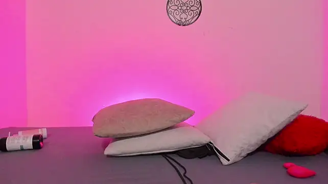 JadeBabyDollX's Live XXX Chat