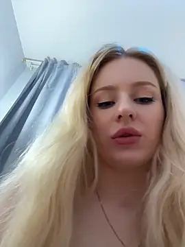 CaseyCumFace XXX чат на живо
