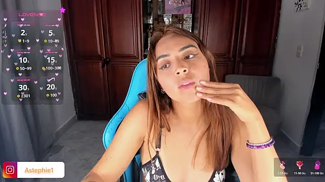 Nicole_Ss - Doggy style