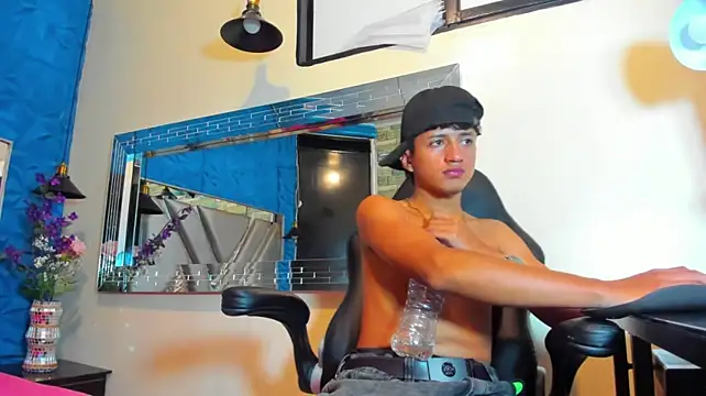 Mr_Dylan1 Live XXX Chat