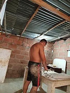 hoteder XXX чат на живо