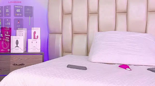 Shasa_8 - Play my sweet pussy 🍭🔥