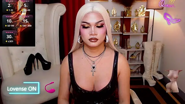 Chat XXX en directo de PrettyCockAthena