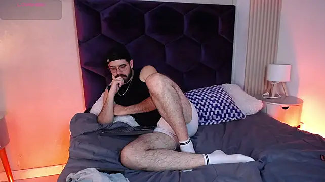 DomBoy_ élő XXX-chatje