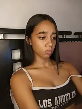 دردشة Zoe_Sweett18 الجنسية المباشرة