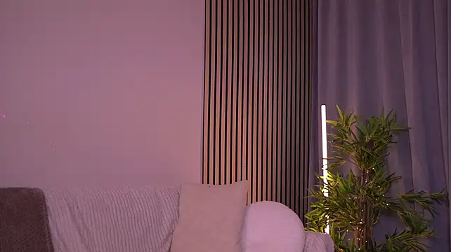 RaisaKalii - First orgasm of the night