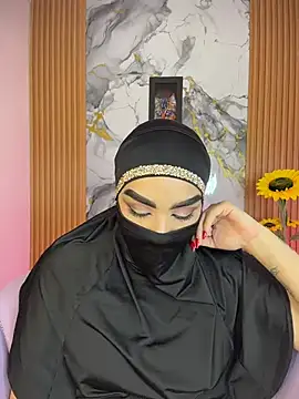 Maissa_Alabi Adlı Modelin Canlı XXX Sohbeti
