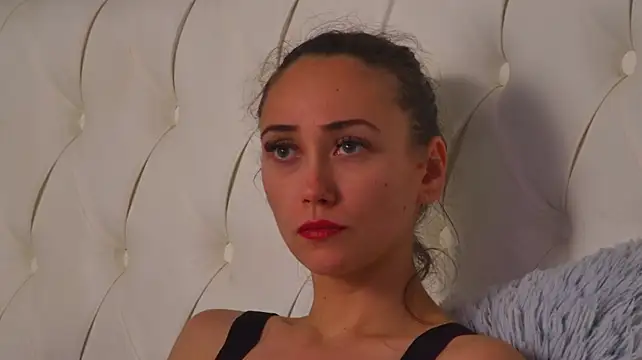 AliceMunro's Live XXX Chat