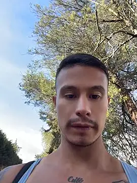 Chatroom XXX en direct de DOMINICKVEGAS77
