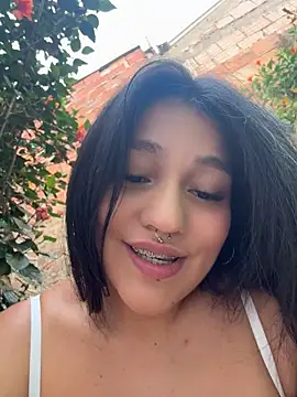 Emily_Gomezz - Plug anal + spanks ass