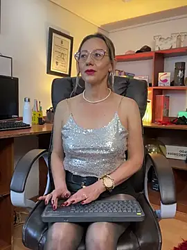 GretaVoss_ - suck dick