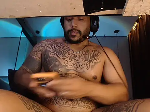 aleparrudo live XXX chat
