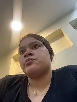Chatroom XXX en direct de Thara_Fresneda_
