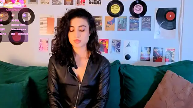 Maya_Rogerss' Live XXX Chat