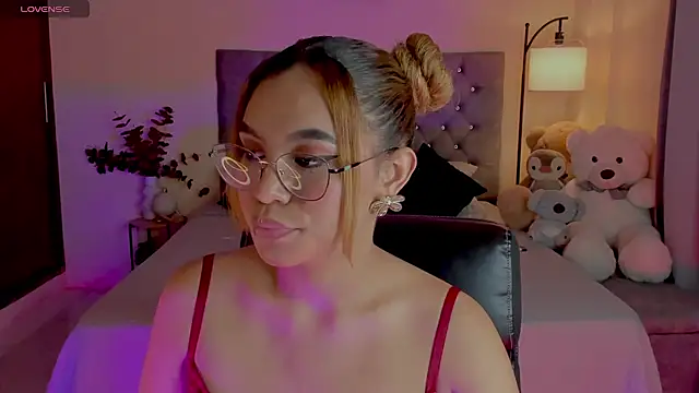 Chat +18 de OxanaFedorova1- ao vivo