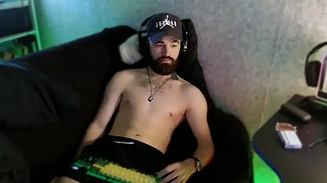 Chatroom XXX en direct de _Serious_Man