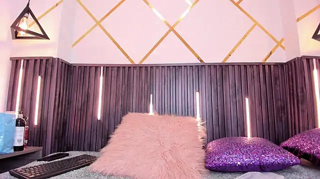 دردشة MeganNightt الجنسية المباشرة