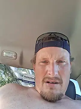 bushhogger8371's Live XXX Chat
